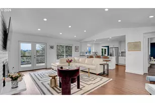 17920 Meadowlark Ln, Lake Oswego, OR 97034 - Photo 13