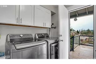 17920 Meadowlark Ln, Lake Oswego, OR 97034 - Photo 41