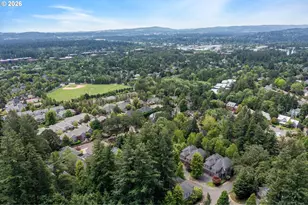 4798 Auburn Ln, Lake Oswego, OR 97035 - Photo 43