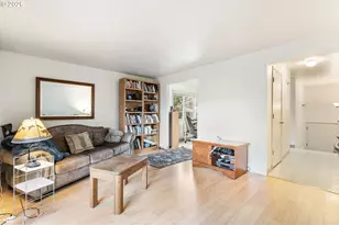 8622 8624 SE 8th Ave, Portland, OR 97202 - Photo 3