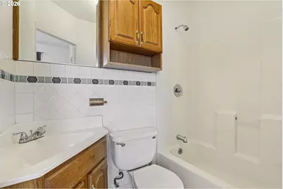 1005 NE 72nd Ave, Portland, OR 97213 - Photo 17
