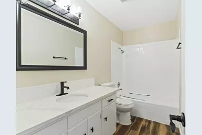 2617 E McLoughlin Blvd, Vancouver, WA 98661 - Photo 31