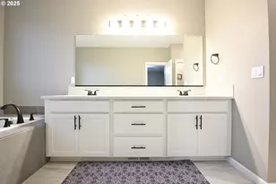 2332 Veneta Ave S, Salem, OR 97306 - Photo 27