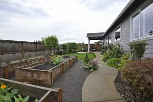 2332 Veneta Ave S, Salem, OR 97306 - Photo 17