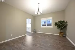 2332 Veneta Ave S, Salem, OR 97306 - Photo 19