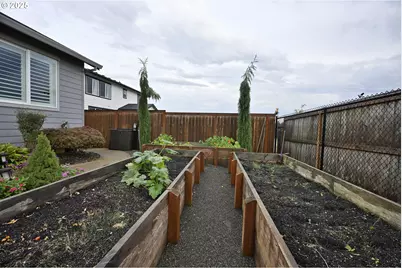 2332 Veneta Ave S, Salem, OR 97306 - Photo 3