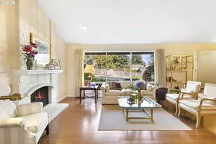 11340 SW Viewmount Ct, Tigard, OR 97223 - Photo 9