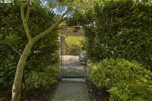 1250 SE River Forest Ln, Milwaukie, OR 97267 - Photo 31