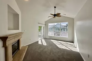 6735 Summerlinn Way, West Linn, OR 97068 - Photo 5