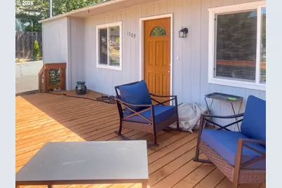 1389 NE Brooklyn Ave, Roseburg, OR 97470 - Photo 7