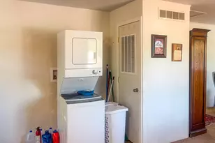 1389 NE Brooklyn Ave, Roseburg, OR 97470 - Photo 13