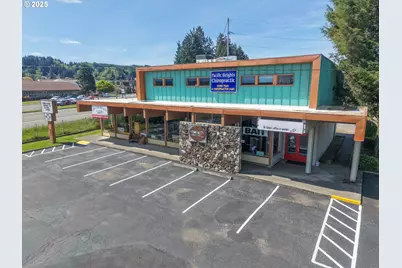 2213 Winchester Ave, Reedsport, OR 97467 - Photo 3