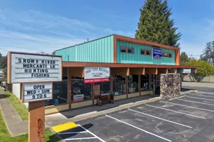 2213 Winchester Ave, Reedsport, OR 97467 - Photo 1