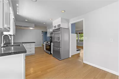 620 SW Orchid St, Portland, OR 97219 - Photo 17