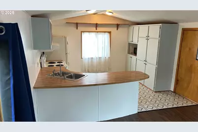 91323 Sandstone Ln #418, Coos Bay, OR 97420 - Photo 7