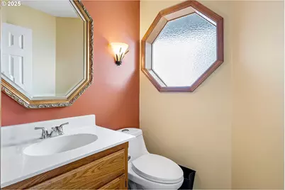 1495 SE Parkwood Dr, Roseburg, OR 97470 - Photo 21