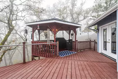 1495 SE Parkwood Dr, Roseburg, OR 97470 - Photo 15