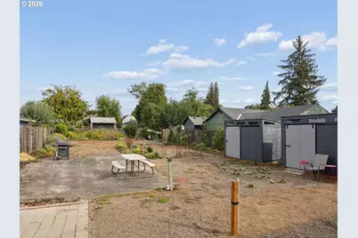 555 SE Cedar St, Hillsboro, OR 97123 - Photo 33