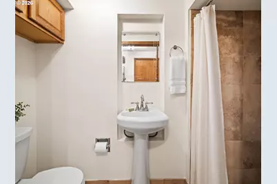 20932 SW Winema Dr, Tualatin, OR 97062 - Photo 15