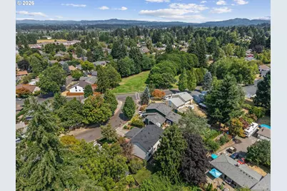 20932 SW Winema Dr, Tualatin, OR 97062 - Photo 37