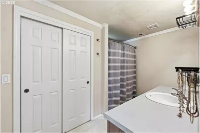 1348 Keller St, Eugene, OR 97404 - Photo 17