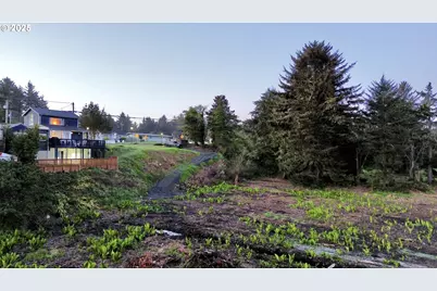0 S Empire Blvd, Coos Bay, OR 97420 - Photo 35