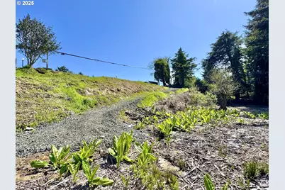 0 S Empire Blvd, Coos Bay, OR 97420 - Photo 9