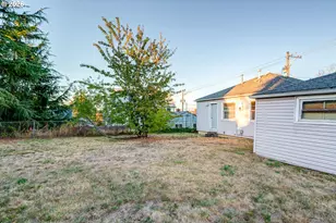 4425 NE 42nd Ave, Portland, OR 97218 - Photo 13