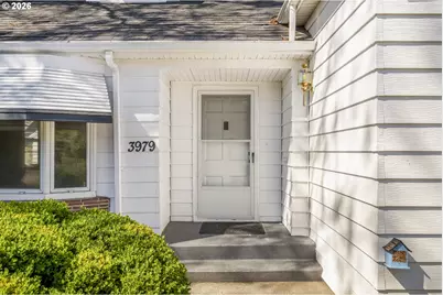3979 NE 42nd Ave, Portland, OR 97213 - Photo 3