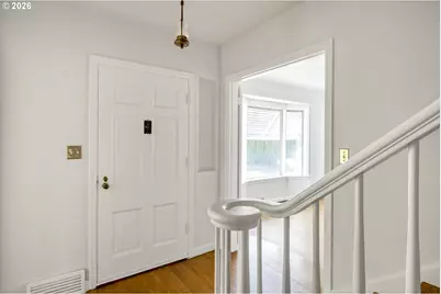 3979 NE 42nd Ave, Portland, OR 97213 - Photo 9