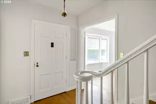 3979 NE 42nd Ave, Portland, OR 97213 - Photo 9