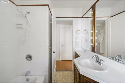 3979 NE 42nd Ave, Portland, OR 97213 - Photo 23