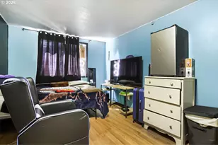 7817 SE Strawberry Ln, Milwaukie, OR 97267 - Photo 11