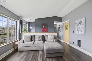 709 NE 151st Ave, Vancouver, WA 98684 - Photo 9