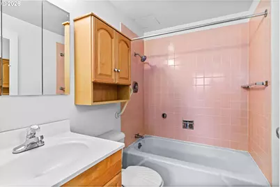 1313 Lincoln St #503, Eugene, OR 97401 - Photo 21