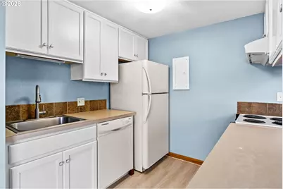 1313 Lincoln St, Eugene, OR 97401 - Photo 7