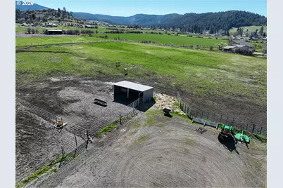 69478 Haefer Ln, Cove, OR 97824 - Photo 7