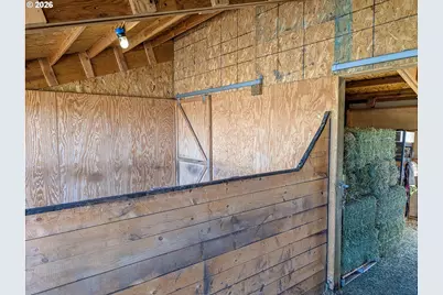 69478 Haefer Ln, Cove, OR 97824 - Photo 11