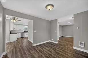 1300 Sanford St, Coos Bay, OR 97420 - Photo 13