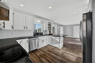1300 Sanford St, Coos Bay, OR 97420 - Photo 17
