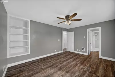 1300 Sanford St, Coos Bay, OR 97420 - Photo 33