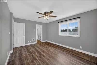 1300 Sanford St, Coos Bay, OR 97420 - Photo 5