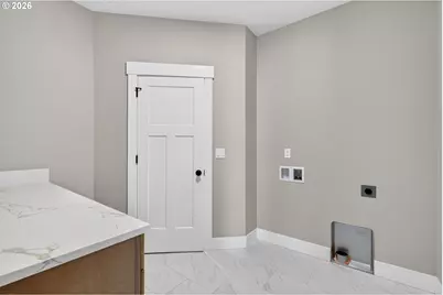 2201 E Juniper Cir #20, La Center, WA 98629 - Photo 39