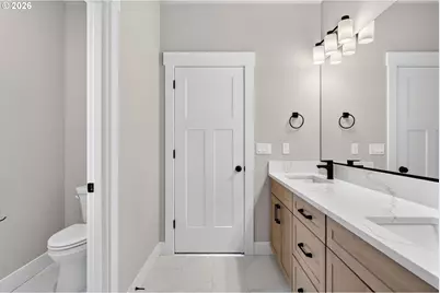 2201 E Juniper Cir #20, La Center, WA 98629 - Photo 29