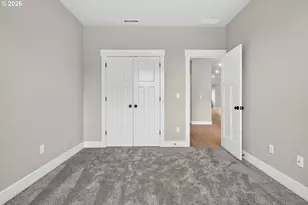 2201 E Juniper Cir, La Center, WA 98629 - Photo 23