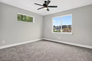 2201 E Juniper Cir, La Center, WA 98629 - Photo 31