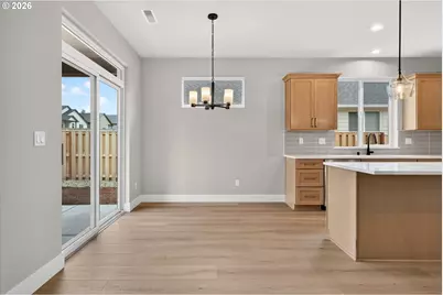 2201 E Juniper Cir #20, La Center, WA 98629 - Photo 7