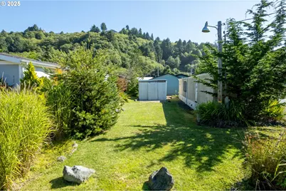 503 S 6th Ave, Rockaway Beach, OR 97136 - Photo 11