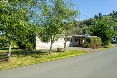 503 S 6th Ave, Rockaway Beach, OR 97136 - Photo 7