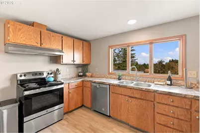 32698 SW Ladd Hill Rd, Wilsonville, OR 97070 - Photo 29